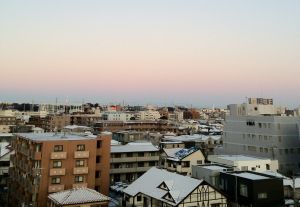 2012-1-24 6:48 iPhone4S,f2.4,1/120s,ISO-80。
